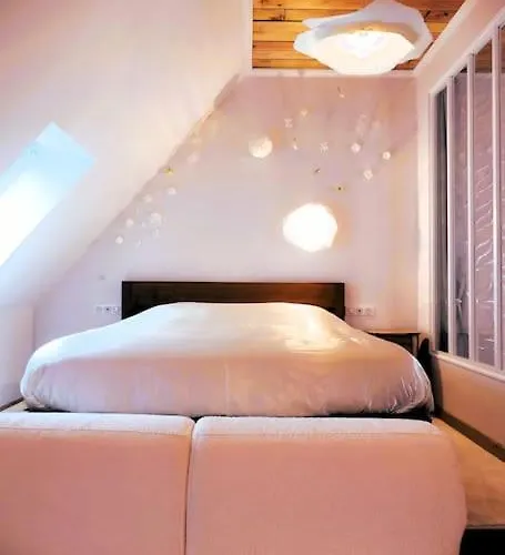 La Mezzanine De L'etoile Avec Jacuzzi Prive Longmesnil